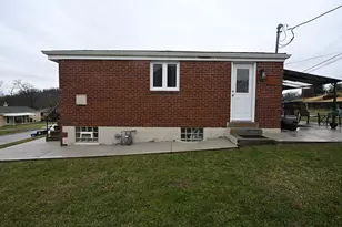 116 Mary Ann Dr, Pittsburgh, PA 15227 - Photo 35