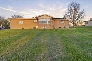 20 Royal Oaks Dr, Fallowfield, PA 15022 - Photo 37