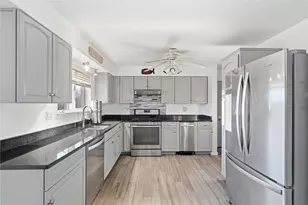 20 Royal Oaks Dr, Fallowfield, PA 15022 - Photo 7