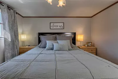 425 Welker St, Jeannette, PA 15644 - Photo 23