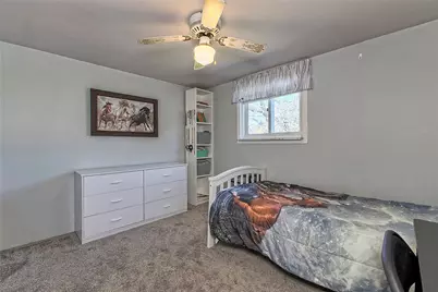 425 Welker St, Jeannette, PA 15644 - Photo 25