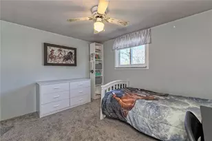 425 Welker St, Jeannette, PA 15644 - Photo 25