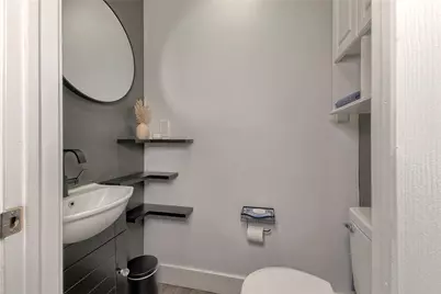 425 Welker St, Jeannette, PA 15644 - Photo 11