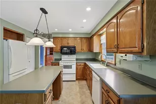 102 Cool Springs Dr, Ohio Township, PA 15143 - Photo 13