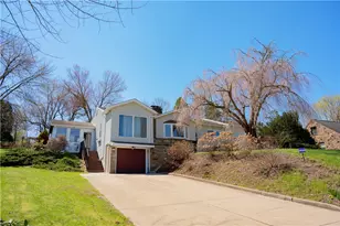 115 Lakeview Dr, Center Township, PA 16001 - Photo 1