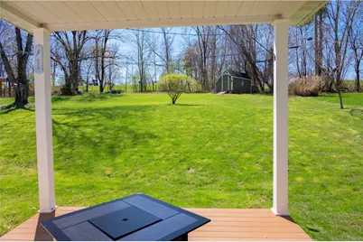 115 Lakeview Drive, Center Township, PA 16001 - Photo 25