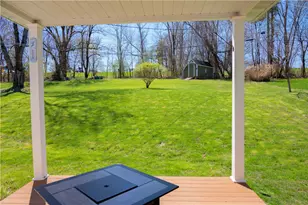 115 Lakeview Dr, Center Township, PA 16001 - Photo 25