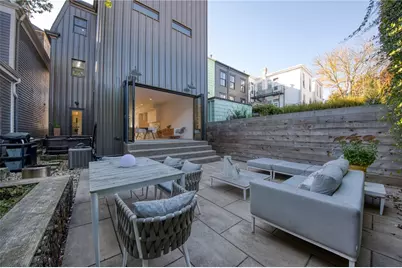 817 Saint James, Pittsburgh, PA 15232 - Photo 11