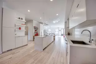 817 Saint James, Pittsburgh, PA 15232 - Photo 13