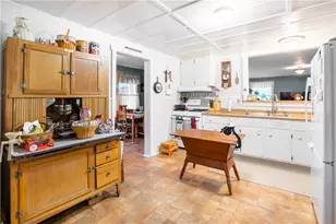 2420 Angus Rd, Wayne Township, PA 16242 - Photo 13