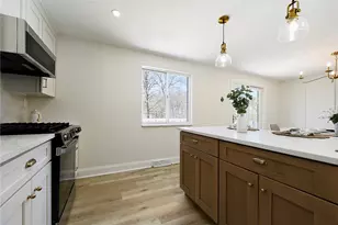 223 Ligonier Ln, Pittsburgh, PA 15068 - Photo 23