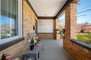 956 Greenfield Ave, Pittsburgh, PA 15217 - Photo 25