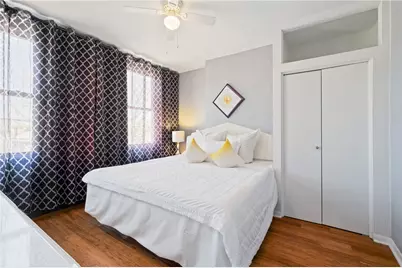 956 Greenfield Ave, Pittsburgh, PA 15217 - Photo 17