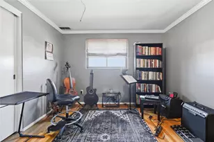 193 Arla Dr, Green Tree, PA 15220 - Photo 23