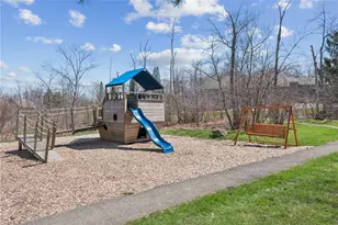 1223 Veech Ln, Hidden Valley, PA 15502 - Photo 21