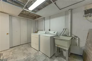 305 Woodbridge Dr, Ross Twp, PA 15237 - Photo 19