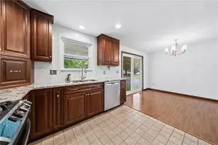 404 Summer Haven Ct, Pittsburgh, PA 15239 - Photo 13