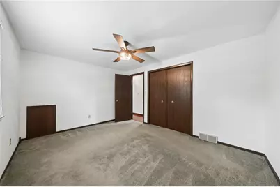 404 Summer Haven Ct, Pittsburgh, PA 15239 - Photo 17