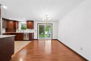 404 Summer Haven Ct, Pittsburgh, PA 15239 - Photo 7