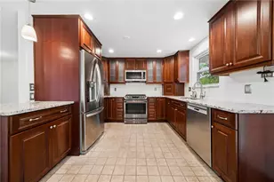 404 Summer Haven Ct, Pittsburgh, PA 15239 - Photo 9