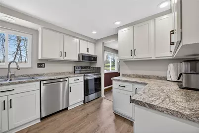 5952 Monongahela Ave, Bethel Park, PA 15102 - Photo 13