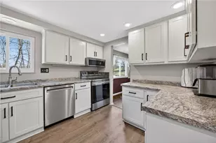 5952 Monongahela Ave, Bethel Park, PA 15102 - Photo 13