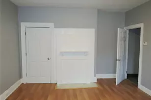 375 1/2 Main St, Pittsburgh, PA 15201 - Photo 9