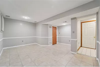 2119 Huntington Ct S, Pittsburgh, PA 15090 - Photo 33