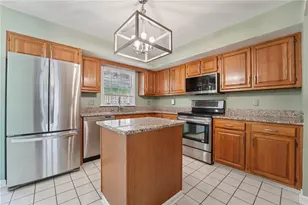 2119 Huntington Ct S, Pittsburgh, PA 15090 - Photo 11