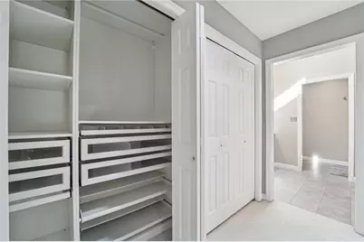 2119 Huntington Ct S, Pittsburgh, PA 15090 - Photo 27