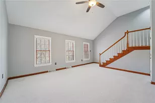 2119 Huntington Ct S, Pittsburgh, PA 15090 - Photo 21