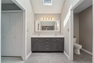 2119 Huntington Ct S, Pittsburgh, PA 15090 - Photo 25