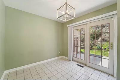 2119 Huntington Ct S, Pittsburgh, PA 15090 - Photo 15