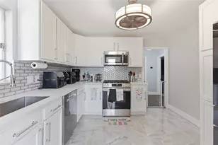 403 Oak St, West Mifflin, PA 15122 - Photo 7