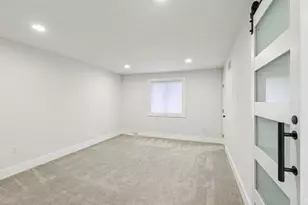 705 Forest Edge Ct, Pittsburgh, PA 15090 - Photo 25