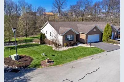 113 Merion Court, Hempfield Township, PA 15601 - Photo 3
