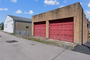 823 Fallowfield Ave, Charleroi Boro, PA 15022 - Photo 23