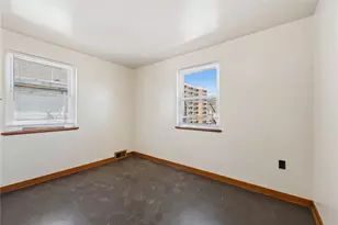 823 Fallowfield Ave, Charleroi Boro, PA 15022 - Photo 13