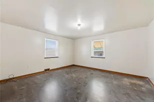 823 Fallowfield Ave, Charleroi Boro, PA 15022 - Photo 17