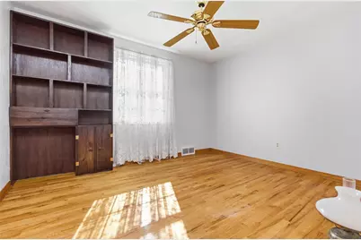 2805 Clearview Dr, Pittsburgh, PA 15116 - Photo 25