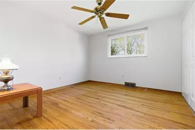 2805 Clearview Dr, Pittsburgh, PA 15116 - Photo 21