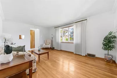 6437 Willem Drive, Jefferson Hills, PA 15332 - Photo 9