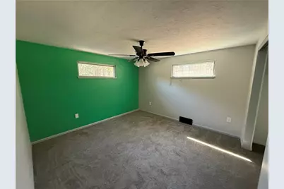 3145 Jacks Run Rd, White Oak, PA 15131 - Photo 15