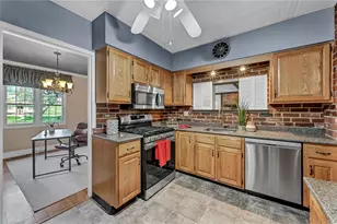 2560 Coulterville Rd, North Huntingdon, PA 15131 - Photo 15