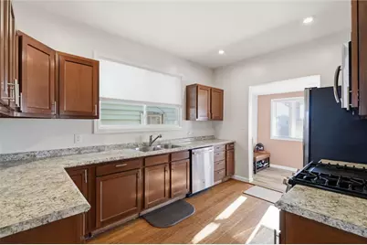 110 13th St, Ellwood City, PA 16117 - Photo 15