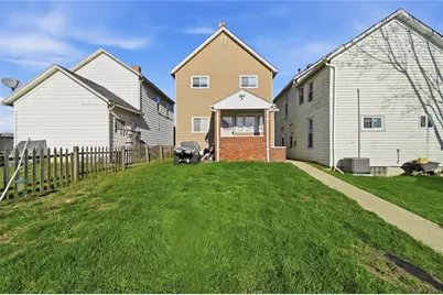110 13th St, Ellwood City, PA 16117 - Photo 29