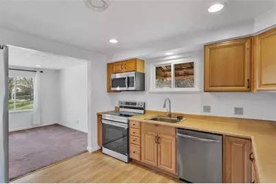 3930 Evergreen Dr, Monroeville, PA 15146 - Photo 9