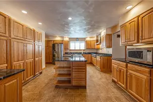 50 Camelot Ct, Pittsburgh, PA 15235 - Photo 7