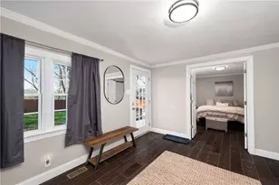 431 Sunset Dr, Center Township, PA 16001 - Photo 15