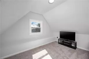 431 Sunset Dr, Center Township, PA 16001 - Photo 25